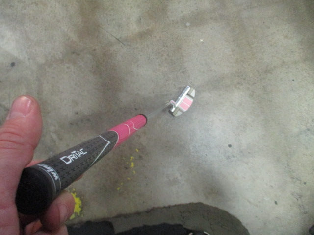 Load image into Gallery viewer, Used Founders Club B-01 Believ RH Pink Putter
