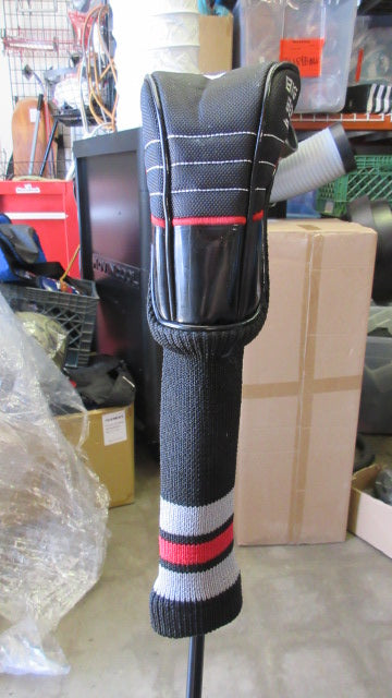 Load image into Gallery viewer, Used Callaway Big Bertha V Series 3 Wood w/ Head Cover - RH

