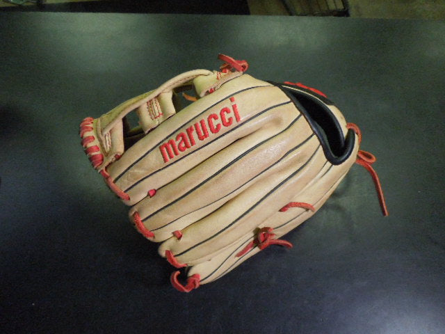 Load image into Gallery viewer, Used Marucci M Type Oxbow Series OX45A3 RHT 12" Glove
