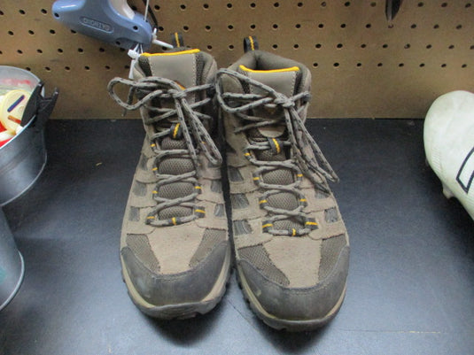 Used Columbia Crestwood Mid Waterproof Hiking Boots - Size 8.5