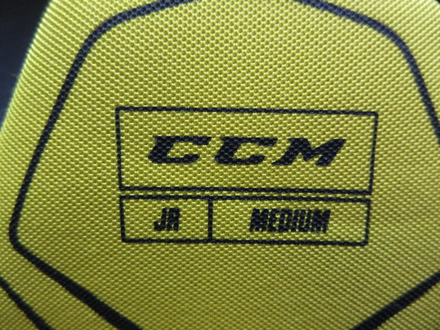 Load image into Gallery viewer, Used CCM Tacks 9060 Hockey Breezers - Size Youth Medium
