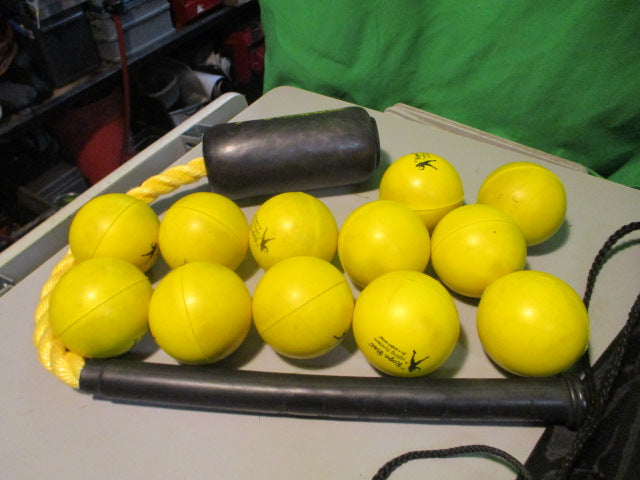 Load image into Gallery viewer, Used Rope Bat  Baseball &amp; Softball Swing Trainer W/ 12 Balls
