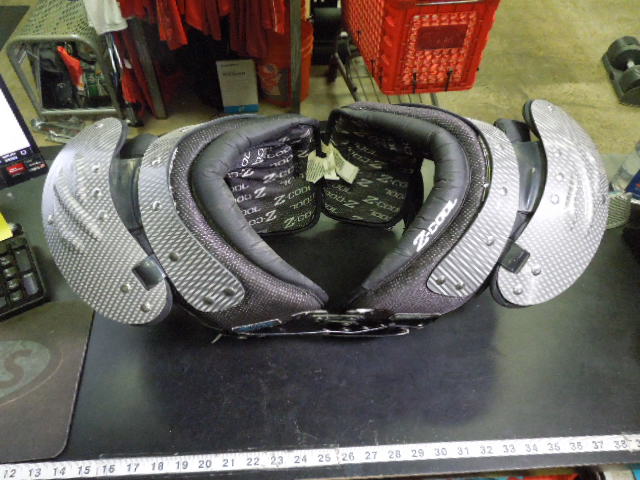 Load image into Gallery viewer, Used Gear Pro Tec Z- Cool Skill Football Shoulder Pads Size Small
