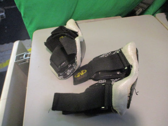 Used Hyper Medium Skating Knee Pads