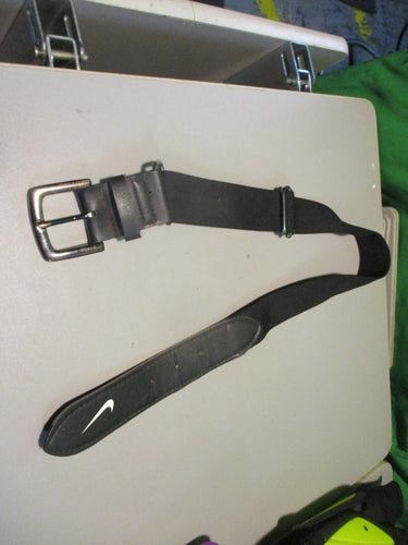 Used Nike Adult Black Baseball Belt