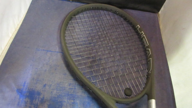 Load image into Gallery viewer, Used Head Titanium Ti.S6 28&quot; Tennis Racquet
