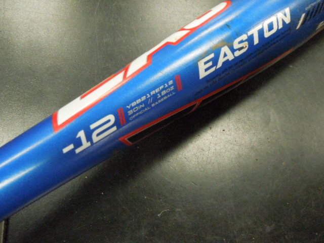 Load image into Gallery viewer, Used Easton Reflex USA Baseball Bat 30 in 18 oz -12
