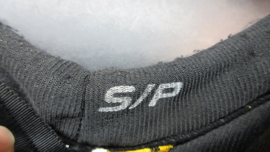 Used Bauer Supreme 170 Hockey Shoulder Pads - Size Small