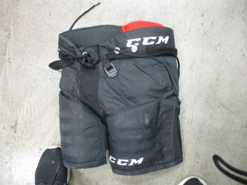 Used CCM Youth Large Grand Breezers