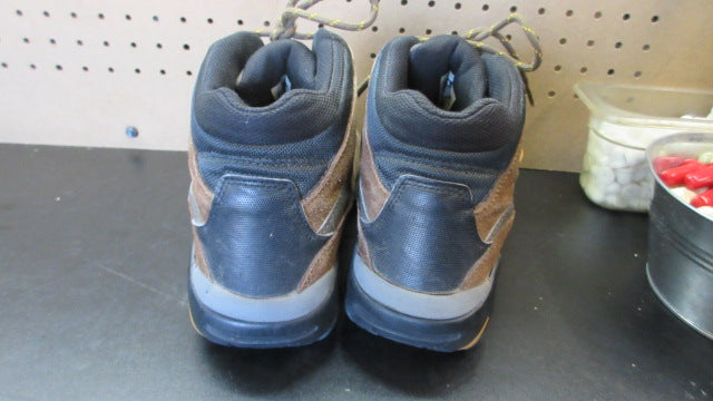 Load image into Gallery viewer, Used Hi-Tec Men's Cape Trail Waterproof Hiking Boots - Size 10
