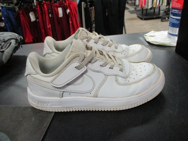 Load image into Gallery viewer, Used Nike Air Force 1 Size Youth 3 Sneakers
