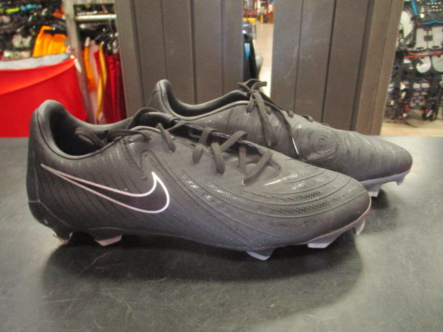 Load image into Gallery viewer, Used Nike Phantom Soccer Cleats Size 7
