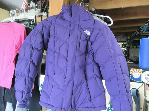 Load image into Gallery viewer, Used North Face Winter Puffer Jacket - Size XS
