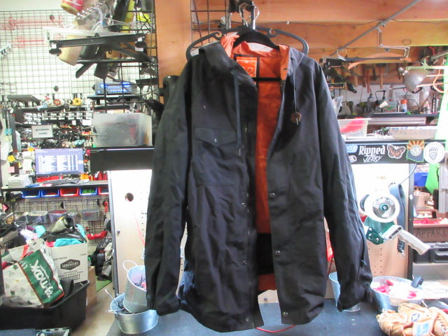 Load image into Gallery viewer, Used Thirtytwo Rebel Winter Jacket - Size Large *Broken Zipper*
