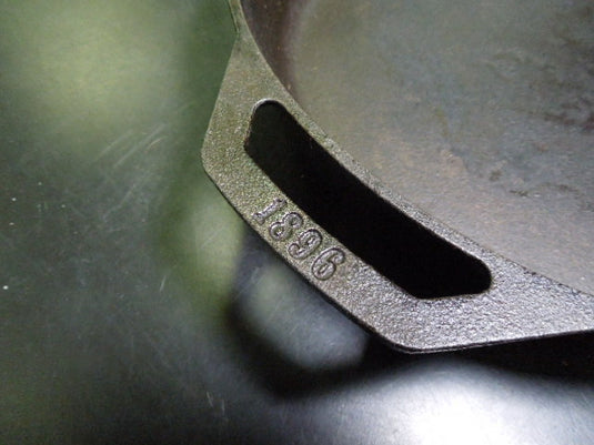 Used Lodge 12" Cast Iron Dual Handle Pan