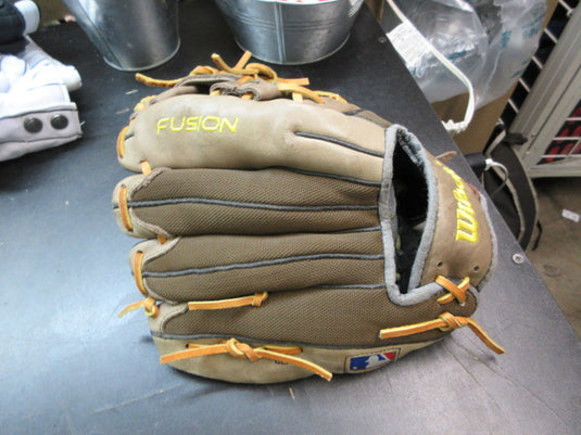 Used Wilson A600 12" Leather Glove - RHT