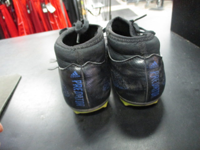 Load image into Gallery viewer, Used Adidas Predator Size 1.5 Soccer Cleats
