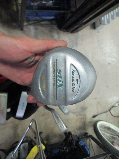 Used STIX 5-Piece Junior Golf Set With Bag, 5-6, 7-8, 9-W, Putter and 17 D