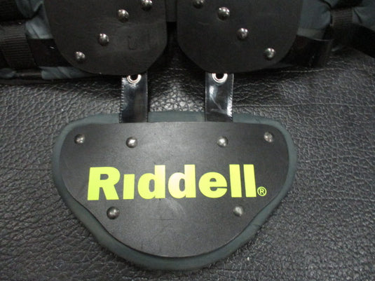Used Riddell Shoulder Pads with Back Pad Size Large (100) 13"-14"