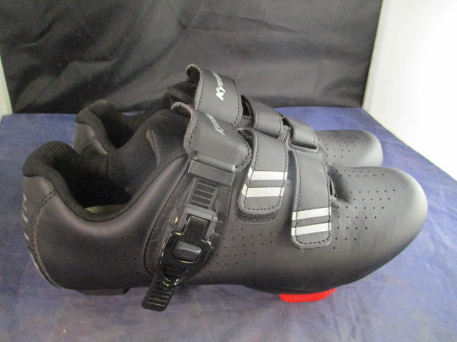 Load image into Gallery viewer, Used Kyedoo Cycling Shoes Size 40
