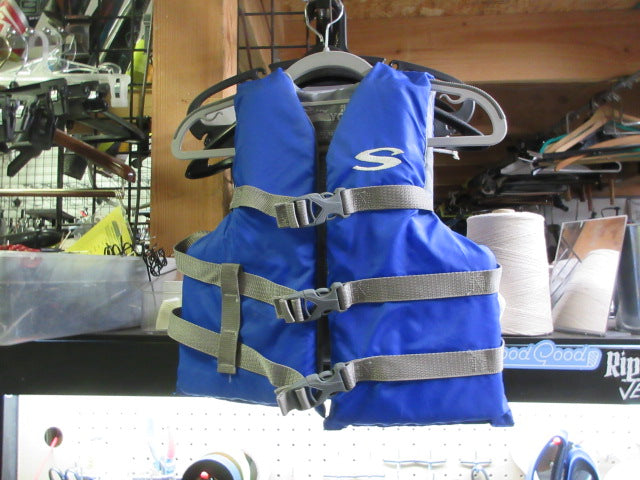 Load image into Gallery viewer, Used Stearns Life Jacket - Size Youth 50lb-90lb
