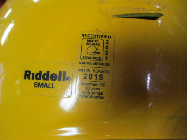 Load image into Gallery viewer, Used Riddell Speedflex Youth Small Football Helmet- Recertified 2021
