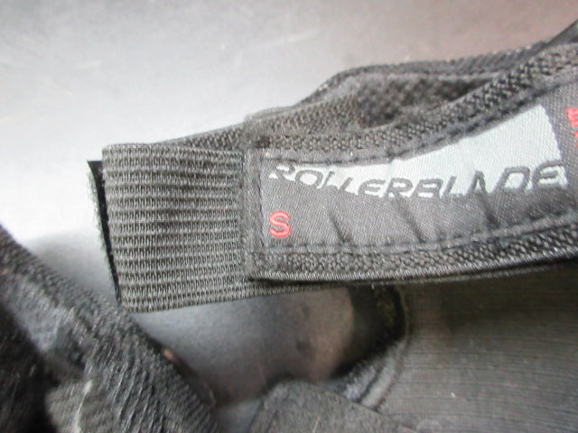 Load image into Gallery viewer, Used Roller Blade Knee Pads - Size Small

