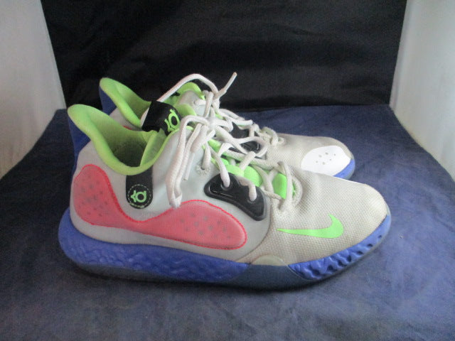 Load image into Gallery viewer, Used Nike Kevin Durant Trey 5 VII Basketball Shoes Youth Size 6.5
