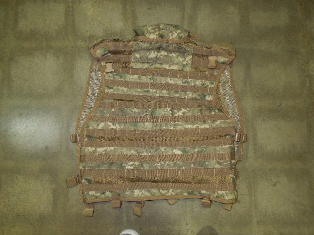 Load image into Gallery viewer, Used Special Ops Co. Molle Digi Cam Tactical Vest Size XL
