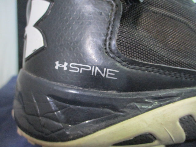 Load image into Gallery viewer, Used Under Armour Spine Turf Cleats Adult Size 13
