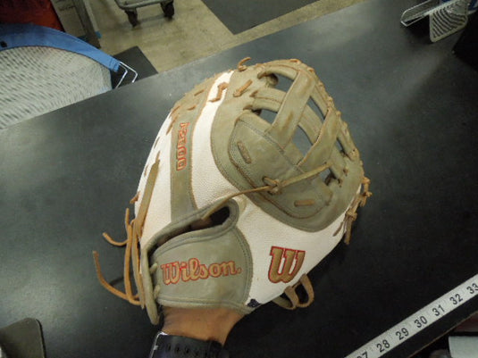 Used Wilson A2000 FP1BSS Pro Stock Superskin RHT 12.5" 1st Base Glove