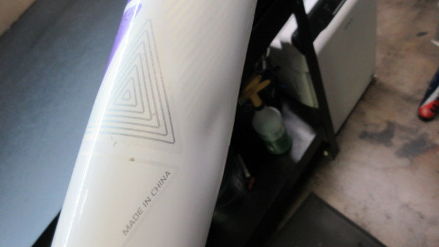 Load image into Gallery viewer, Used Easton Amethyst 31&quot; -11  Aluminum Fastpitch Softball Bat *DENT ON THE SIDE*
