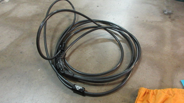 Load image into Gallery viewer, Like New Lasso The Original Kayak Lock for Closed Deck Touring Kayaks
