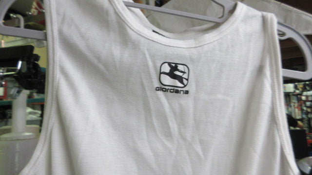 Load image into Gallery viewer, Used Giordana Cycling Sleeveless Baselayer - Size Medium
