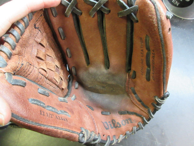 Load image into Gallery viewer, Used Wilson A2443 12.5" Leather Glove - RHT
