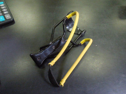 Used Daisy Powerline B52 Folding Slingshot