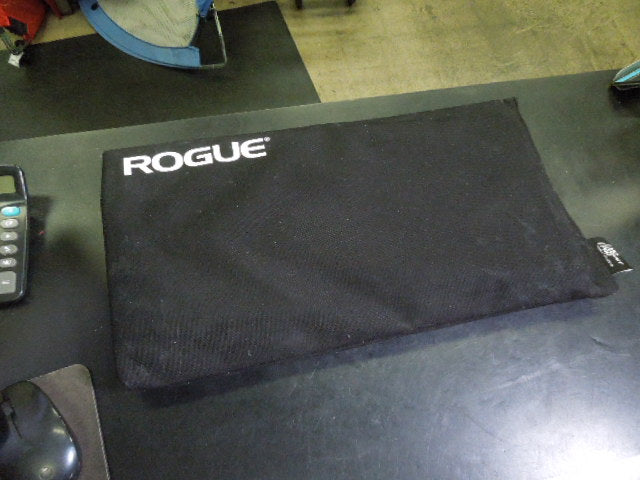 Load image into Gallery viewer, Used Rouge AbMat Hip Thrust Pad
