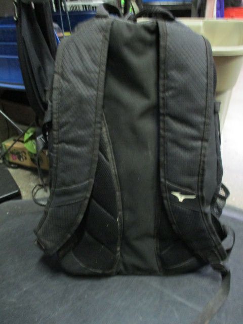 Load image into Gallery viewer, Used Mizuno Baseball/Softball Bag - Has Wear
