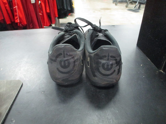 Used Nike Tiempo Size 6.5 Soccer Cleats