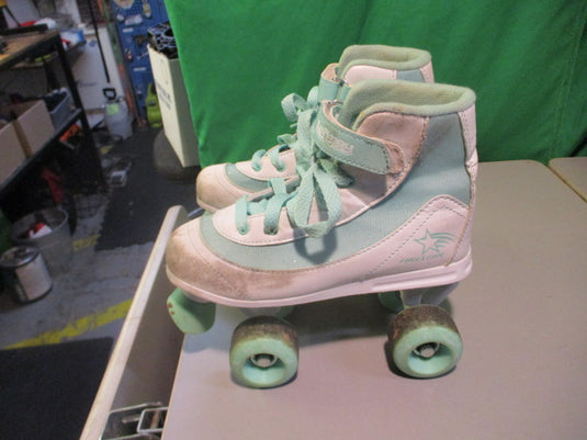 Used Roller Derby Size Girls 4 Quad Skates
