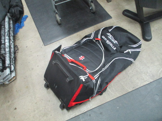 Load image into Gallery viewer, Used Gray-Nicolls Excalibur Limited Exition Cricket Equipment Bag
