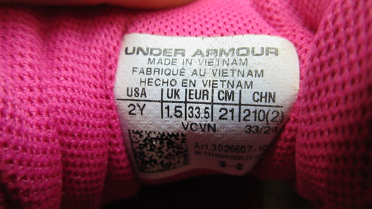 Used Under Armour UA Glyde RM Jr. Softball Cleats - Size Youth 2