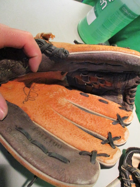 Used Rawlings Derek Jeter PM1100 11" Glove - RHT