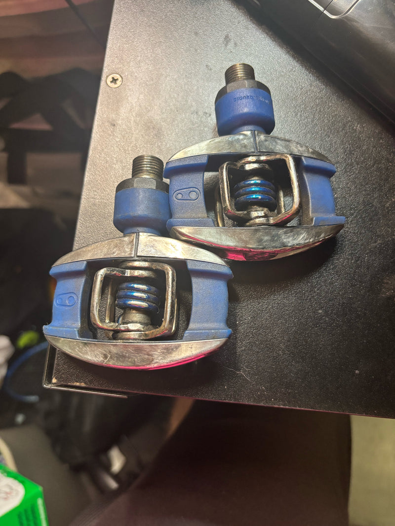 Load image into Gallery viewer, Used Crankbrothers Quattro SL Clipless Bike Pedals
