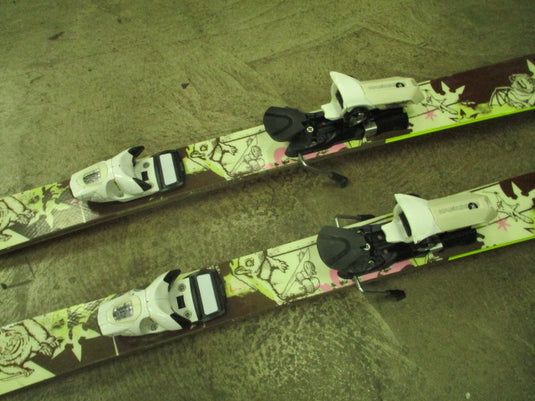 Used K2 MissDemeanor 159cm Skis w/ Rossignol Bindings