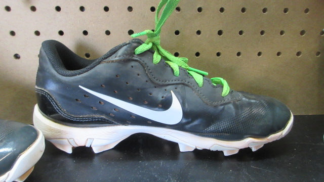 Load image into Gallery viewer, Used Nike Alpha Huarache 4 Keystone Low Baseball Cleats - Size Youth 5
