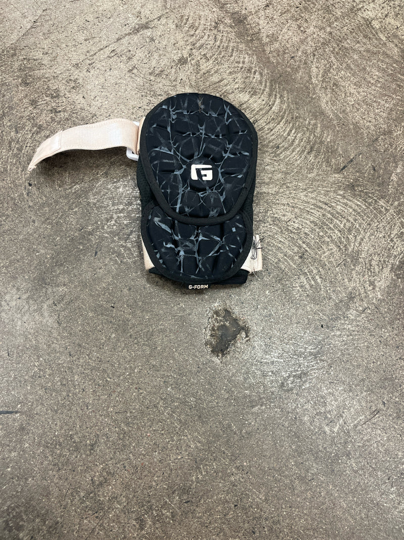 Load image into Gallery viewer, Used G-Form Elite Youth Elbow Guard
