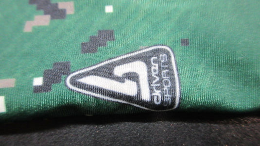 Used B Driven Sports Digital Camo Green Arm Sleeve Youth Size Large