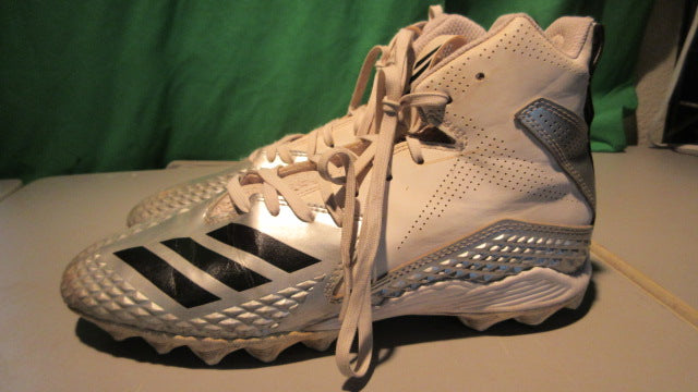 Load image into Gallery viewer, Used Adidas FREAK Ultra – Von Miller Edition Mens 9 Football Cleats

