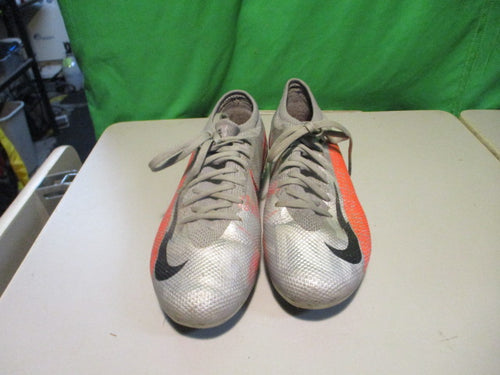 Used Nike Vapor Size 4.5 Soccer Cleats